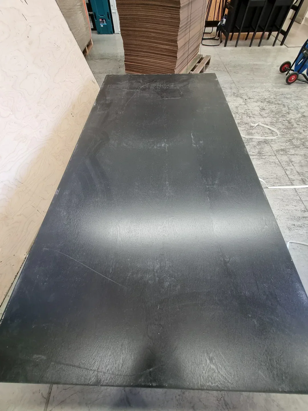 Black Stained Birch Plywood 12x2440x1220mm - Image 2